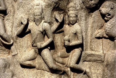Šiva uděluje dar, detail z řezby zobrazující Ardžunovo pokání z Mahábháraty, Pallava (kámen) od Indian School