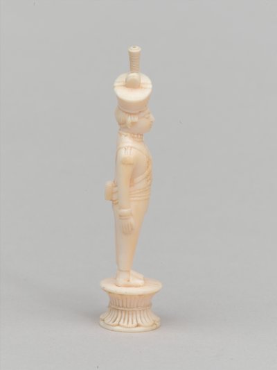 Bílý pěšec, šachová figurka, Indie, cca 1820 od Indian School