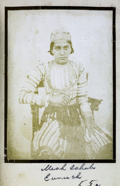 [Portrét] Meah Sahub, Eunuch, kolem 1856-57 (černobílá fotografie) od Indian photographer
