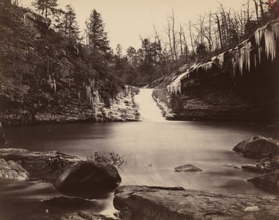 Lula Lake, Upper Falls, Lookout Mountain, Georgia od Isaac H. Bonsall