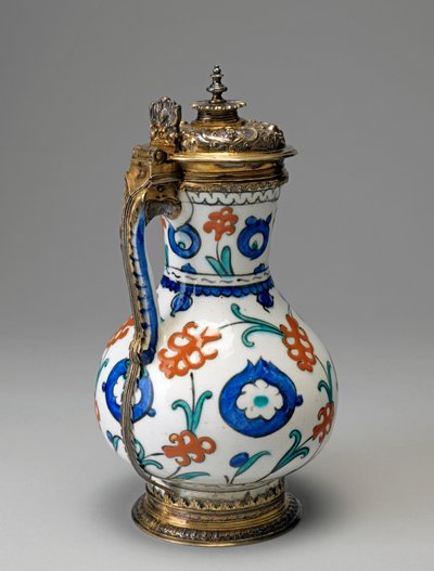 Fritware džbán, osmanské období (glazovaná keramika se stříbrným zlacením) od Islamic School