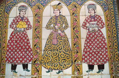Dlaždicový panel znázorňující tradiční kroje (keramika) od Islamic School