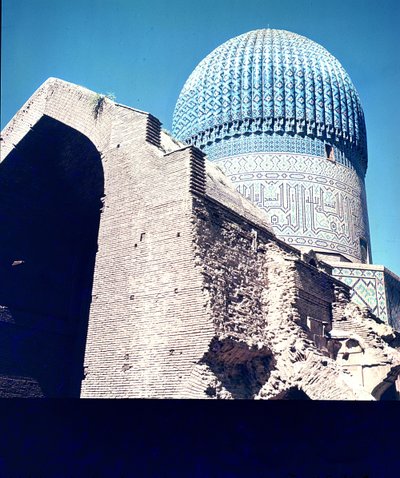 Pohled na kopuli, Timurid období, c.1403 od Islamic School