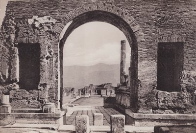 Arco Di Nero, Neronův oblouk (černobílá fotografie) od Italian Photographer