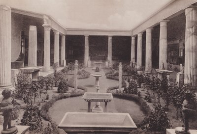 Casa Dei Vettii, Peristilio, Dům Vettiů, Peristyle (černobílá fotografie) od Italian Photographer