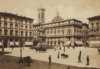 Firenze / Florencie: Piazza Vittorio Emanuele (černobílá fotografie) od Italian Photographer