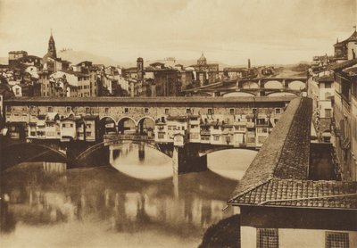 Firenze / Florencie: Pohled na Lungarno s mosty, Vecchio, S Trinita, Carraia a di Ferro alle Cascine (černobílá fotografie) od Italian Photographer