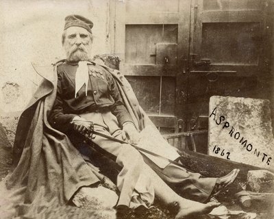 Giuseppe Garibaldi v Aspromonte, se zraněnou nohou v roce 1862 od Italian Photographer