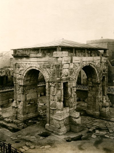 Oblouk Marka Aurelia po restaurování, Tripolis, Libye od Italian Photographer