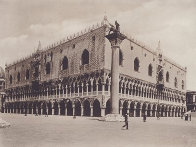 Dóžecí palác (černobílá fotografie) od Italian Photographer