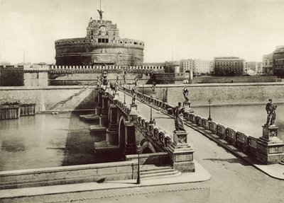 Hrad a most St Angelo od Italian Photographer