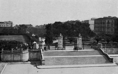 Taranto, Ingresso principale Villa Peripato (černobílá fotografie) od Italian Photographer