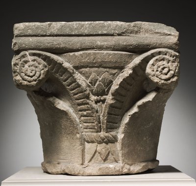 Kapitál, 700-800 od Italian School