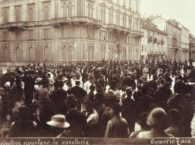 Občané vyzývají kavalérii generála Bava Beccarise během nepokojů v Miláně, 6.–9. května 1898 od Italian School