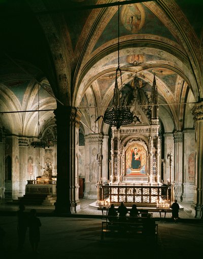 Pohled do interiéru kostela od Italian School