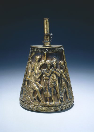 Prášková baňka, cca 1590 (zlacená mosaz přes dřevo potažené látkou) od Italian School