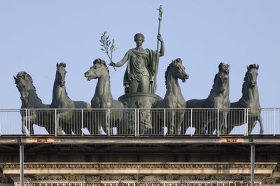 Šest koňský vůz, detail Arch of Peace, Milán, Itálie od Italian School