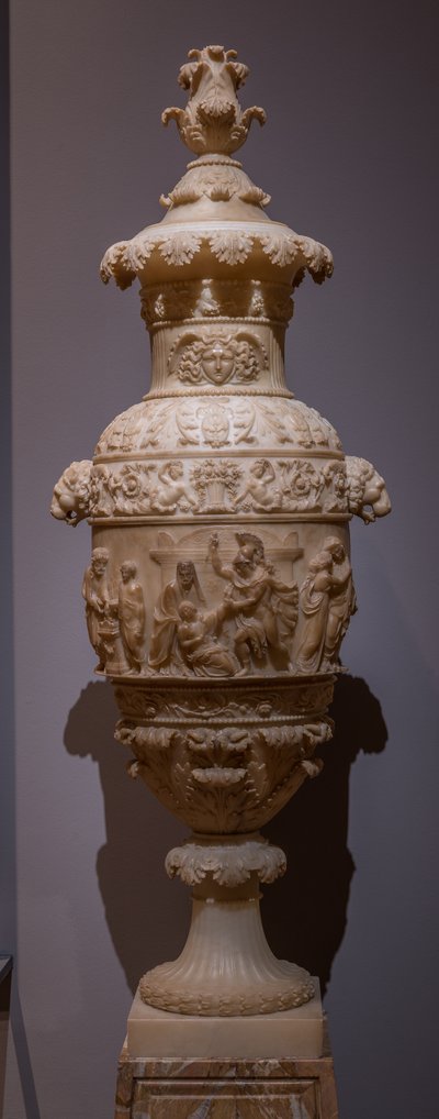 Váza s klasickou scénou: Oběť Polyxeny, kolem roku 1825 (alabastr) od Italian School