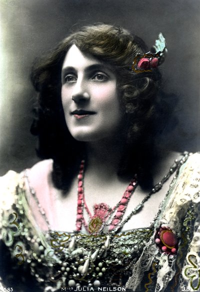 Julia Neilson 1868-1957 od J Beagles and Co.