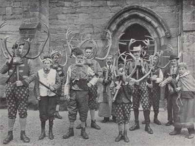 The Horn Dance, Abbots Bromley, všechny postavy od J. Benjamin Stone