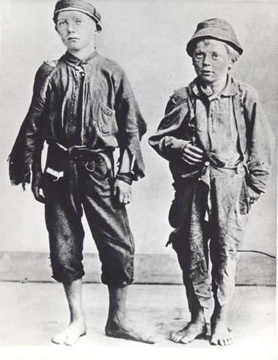 Pouliční Arabové z New Yorku, cca 1900 (černobílá fotografie) od Jacob August Riis