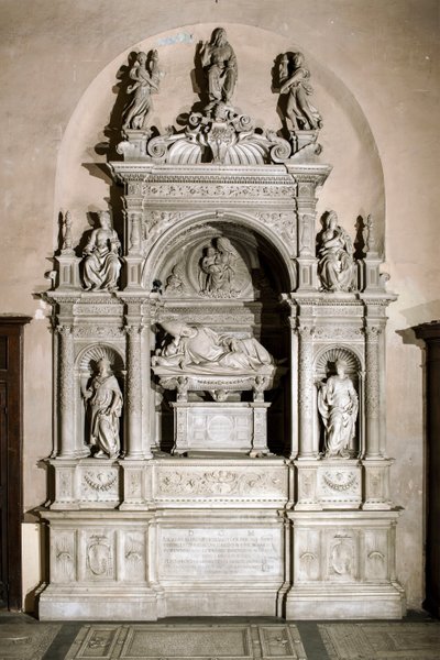 Pohřební pomník na počest kardinála Ascanio Maria Sforza (mramorová socha, 1505-1507) od Jacopo Sansovino