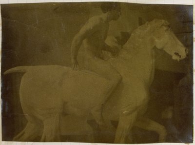 Studie modelu mužského aktu, sedícího na sádrovém koni, v ateliéru Jacquese de Lalaing, možná přípravná studie pro Jezdecký portrét, Museum of Fine Arts Gent od Jacques Lalaing (attributed to)