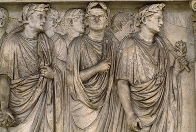 Ara Pacis Augustae, volně stojící oltář skupiny vdov, soudců, kněží... od James L Stanfield