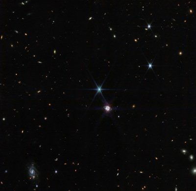 Vzácný pohled na Neptunovy prsteny od James Webb Space Telescope (NASA)