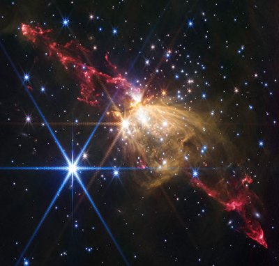 Hvězdný proud v Sh2-284 (snímek z kamery NIRCam) od James Webb Space Telescope (NASA)