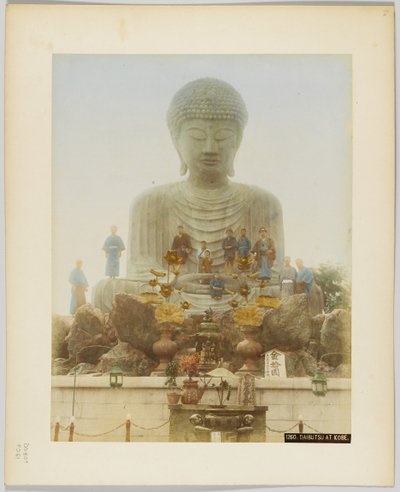 Daibutsu v Kobe, Japonsko (ručně kolorovaná černobílá fotografie) od Japanese Photographer