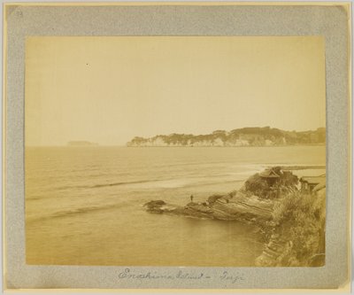 Ostrov Enoshima, Fuji, Japonsko (černobílá fotografie) od Japanese Photographer