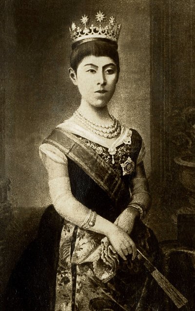 Portrét Haruko, císaře Japonska. Fotografie, začátek 20. století. od Japanese Photographer
