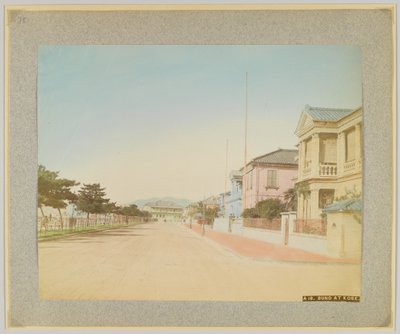The Bund, Kobe, Japonsko (ručně kolorovaná černobílá fotografie) od Japanese Photographer