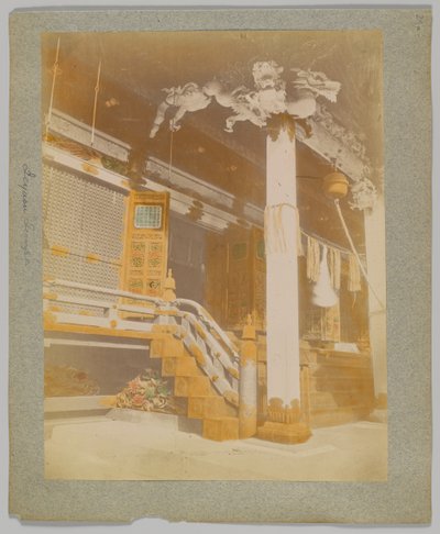 Tōshō-gū, Nikko, Japonsko (ručně kolorovaná černobílá fotografie) od Japanese Photographer