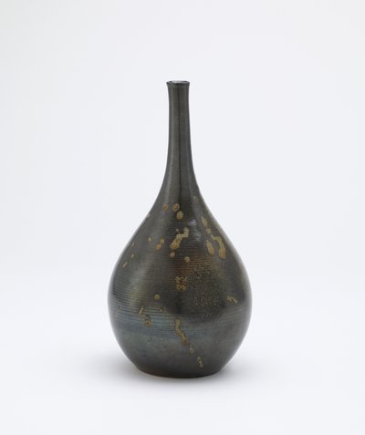 Láhev saké, Imbe, prefektura Okayama, období Edo, konec 17.-začátek 18. století (kamenina s červeným skluzem a glazurou z dřevěného popela) od Japanese School