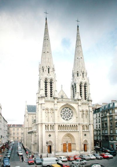 Pohled na průčelí, postaven 1854-59 od Jean Baptiste Antoine Lassus
