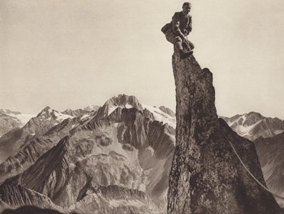 Švýcarsko: Četník na Sonnigwichelu, při pohledu na Oberalpstock (černobílá fotografie) od Jean Gaberell