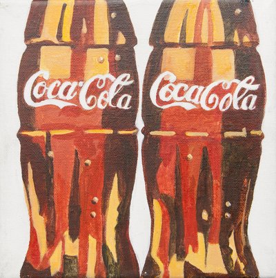 Lahve od Coca Coly (akrylové) od Jennifer Abbott