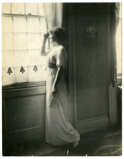 Frances Starr, asi 1905-40 (želatinová stříbrná fotografie) od Jessie Tarbox Beals