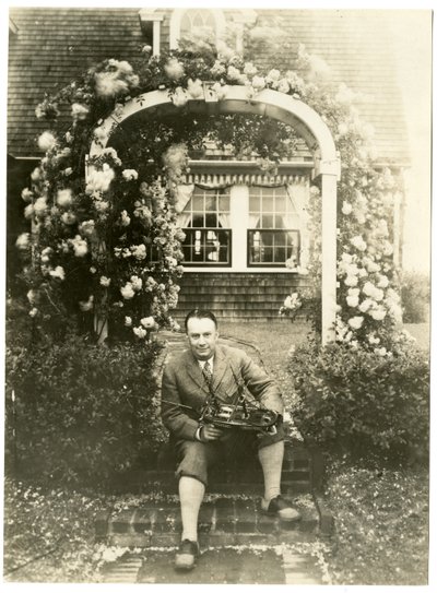 Joseph C Lincoln, kolem 1920-28 (želatinová stříbrná fotografie) od Jessie Tarbox Beals