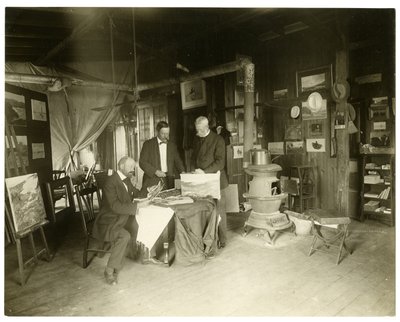 Zleva doprava: Cullen Yates - zakryté - Walter Dean, kolem 1905-11 (želatinová stříbrná fotografie) od Jessie Tarbox Beals