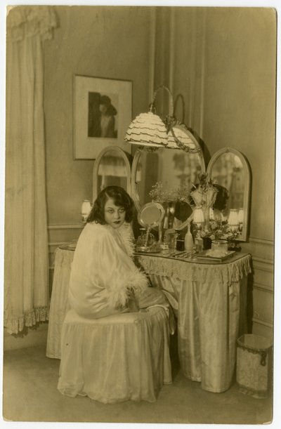 Lenore Ulric, herečka, kolem 1915-28 od Jessie Tarbox Beals
