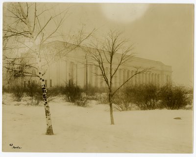 Museum of Fine Arts, Boston, Mass, USA, cca 1902-10 (želatinová stříbrná fotografie) od Jessie Tarbox Beals