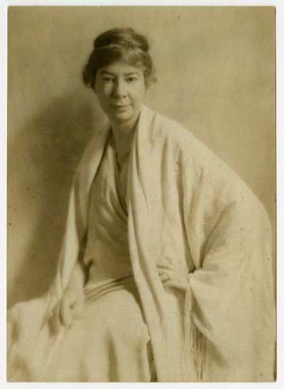 Sara Teasdale, básnířka, asi 1912-28 (želatinová stříbrná fotografie) od Jessie Tarbox Beals