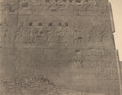 Edfu-sochy a nápisy na orientální tváři od John Beasley Greene