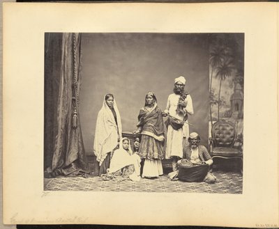 Skupina hudebníků a Nautch Girl od John Edward Saché