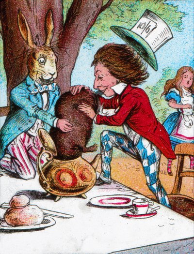 Šílený kloboučník a březnový zajíc se snaží dát plcha do konvice, c1910 od John Tenniel