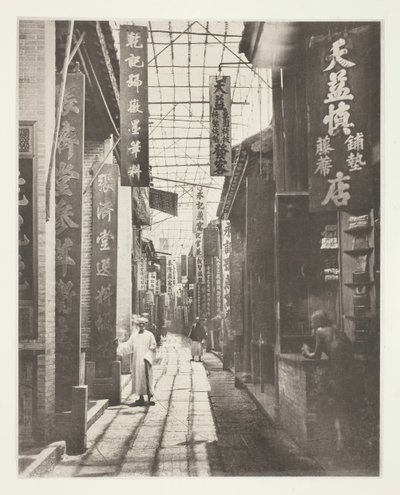 Physic Street, Canton, c. 1868. od John Thomson