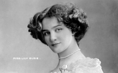 Lily Elsie 1886-1962, anglická herečka, začátek 20. století. od Johnston and Hoffman